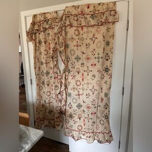 Vintage JC Penny Floral Patterned Curtain Set